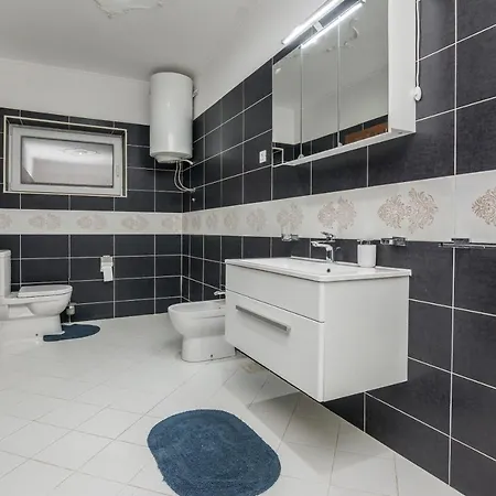 Villa Vila Marko *
