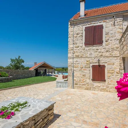 Vila Marko * Benkovac