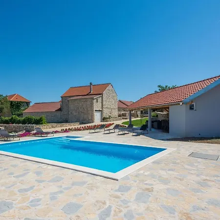 Villa Vila Marko *